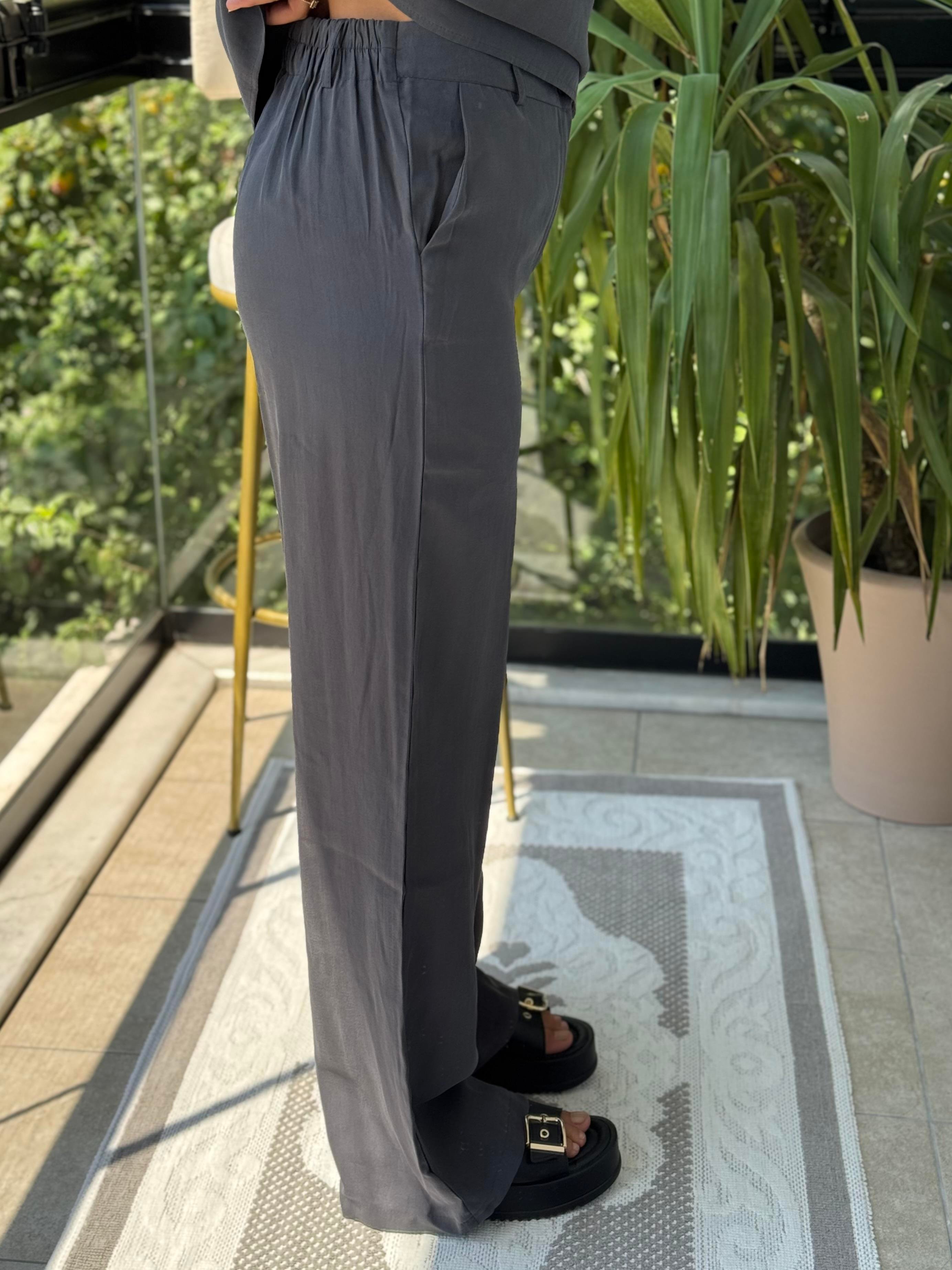 Sıfır Kol Cupra Takım Antrasit