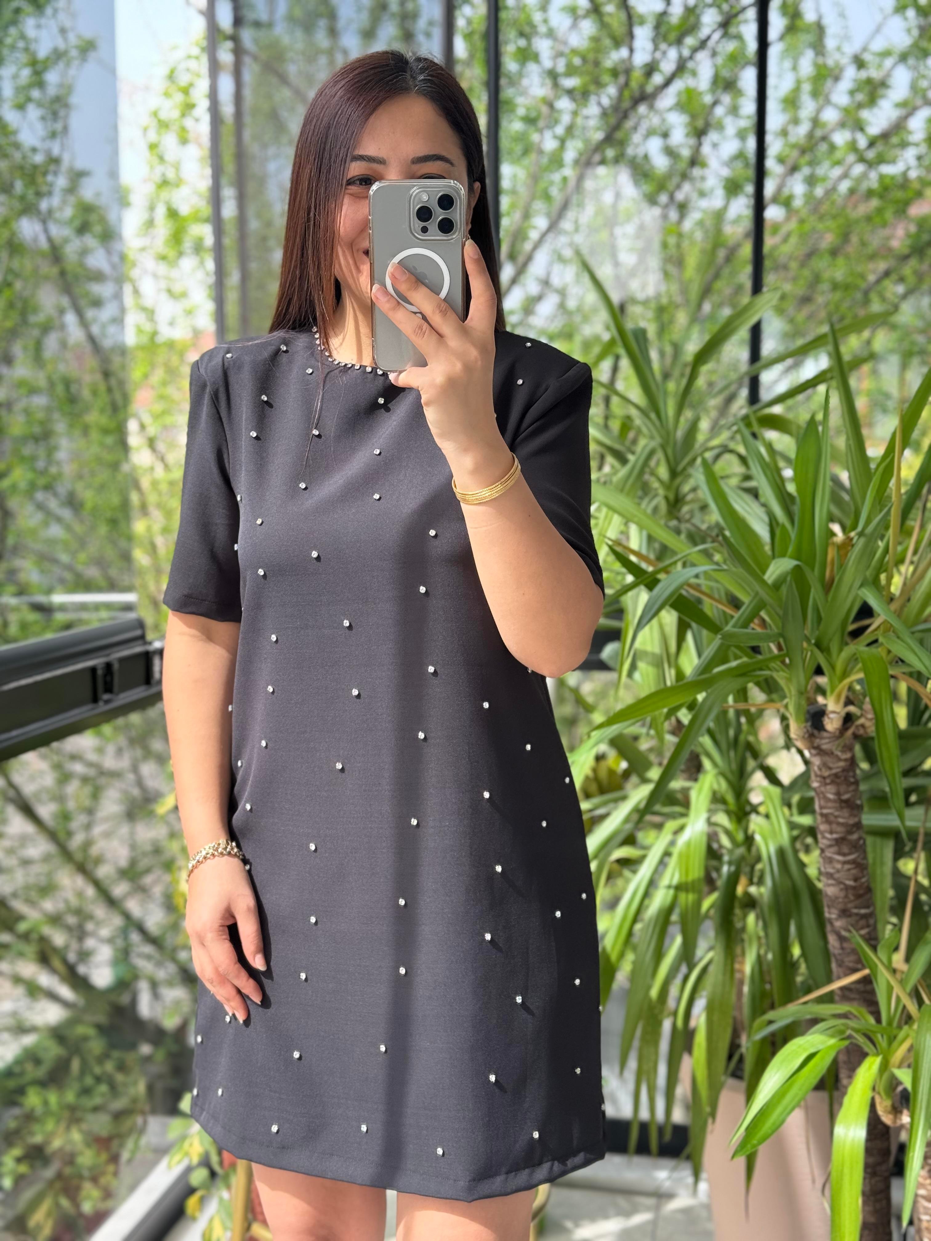 Taşlı Kısa Elbise Siyah