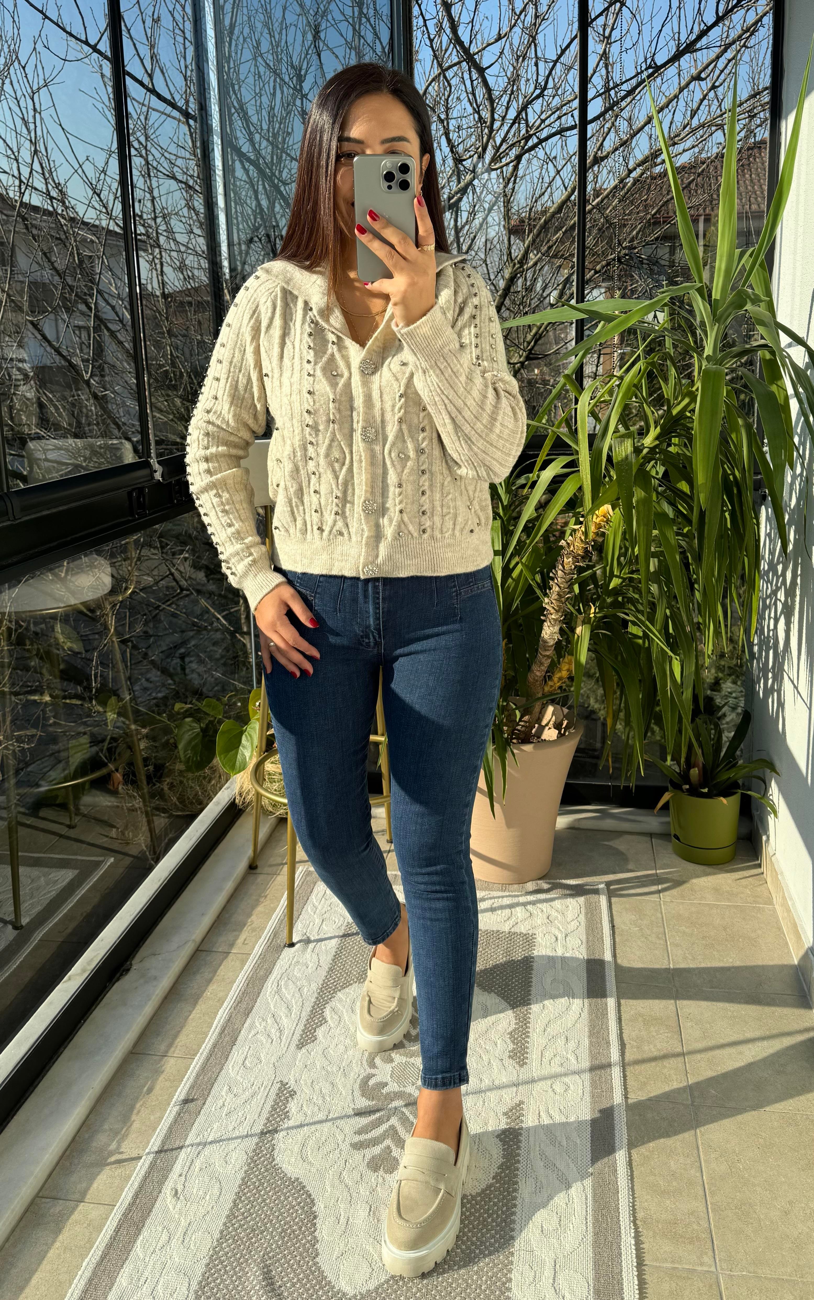 Taşlı Polo Yaka Hırka Taş