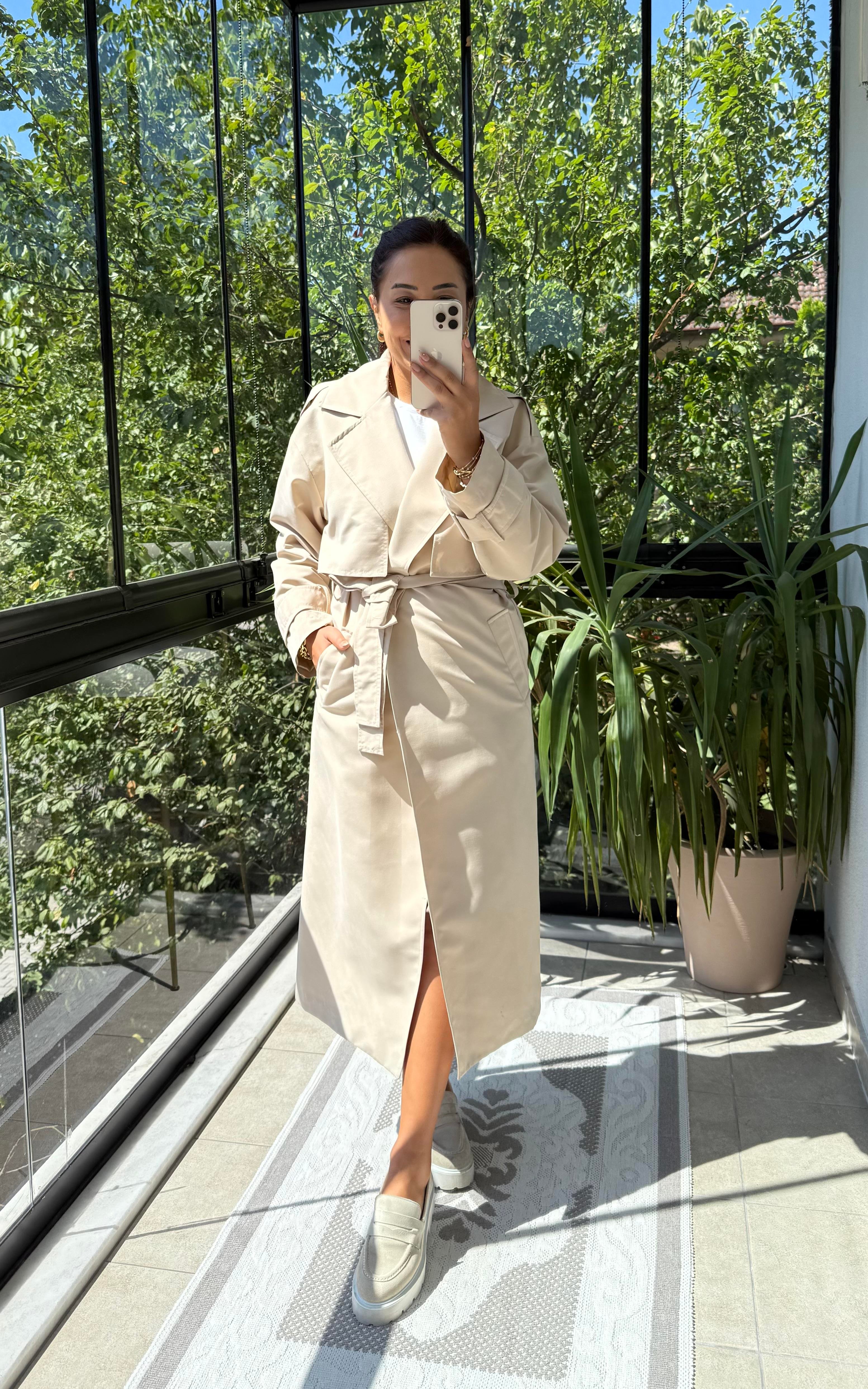 Tek Düğme Kuşaklı Uzun Trenç Bej