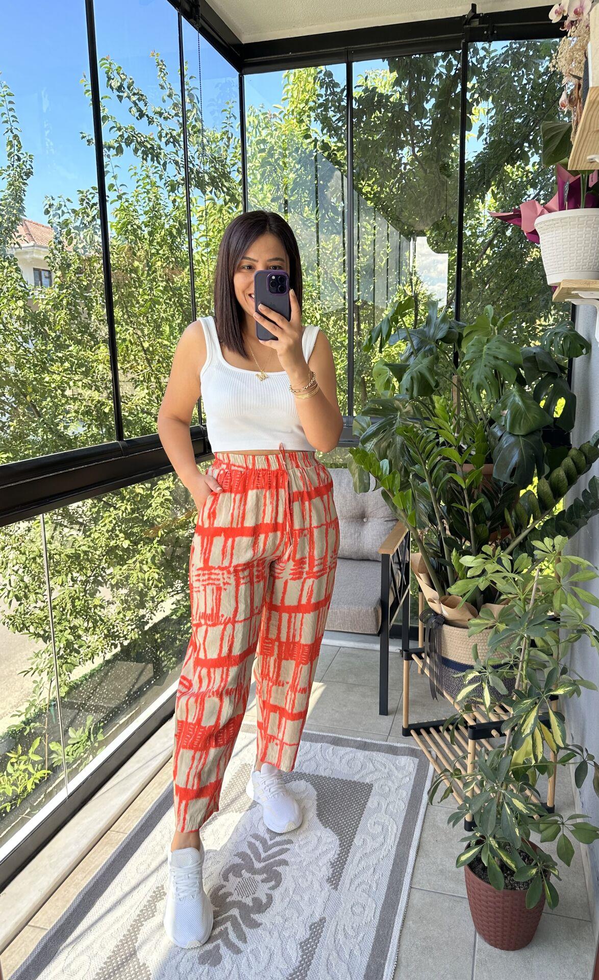 Turuncu Desenli Şalvar Kesim Pantolon