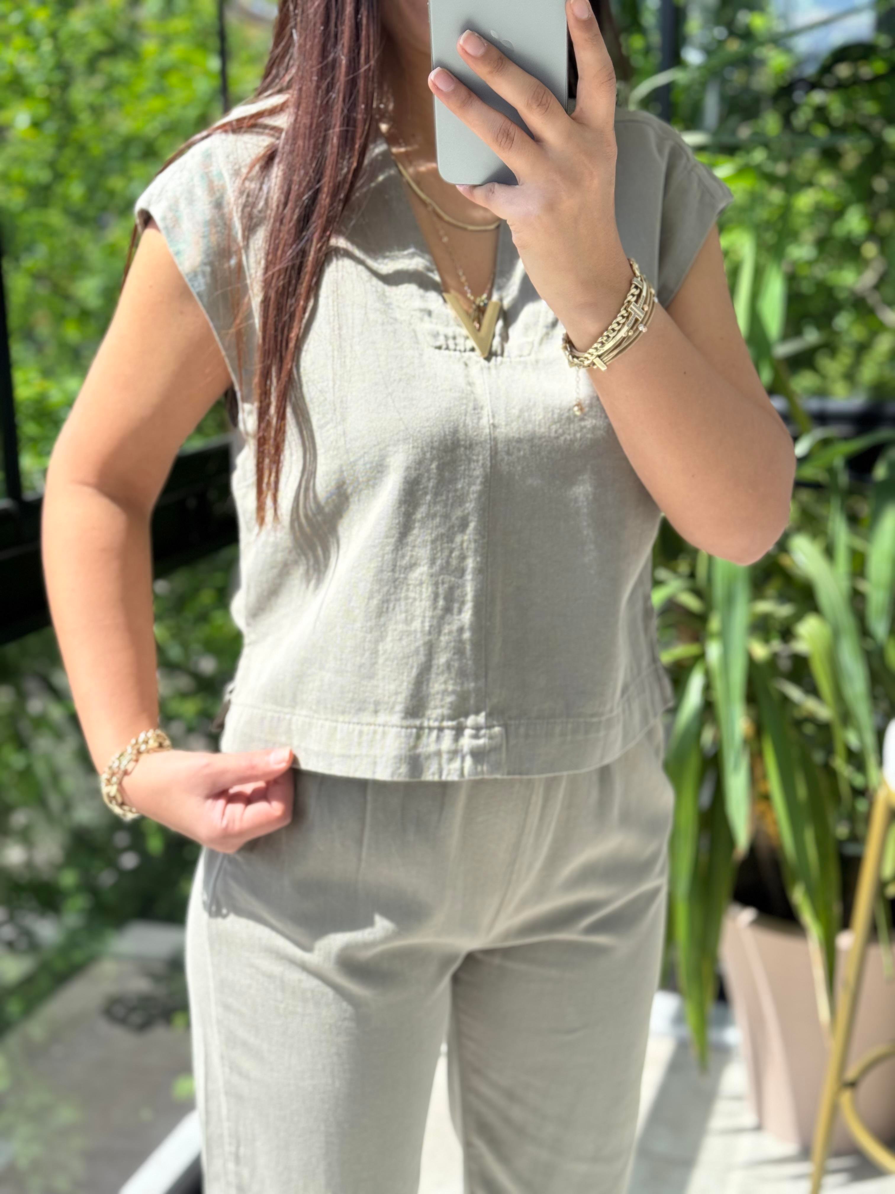 V Yaka Keten Bluz Haki Yeşili