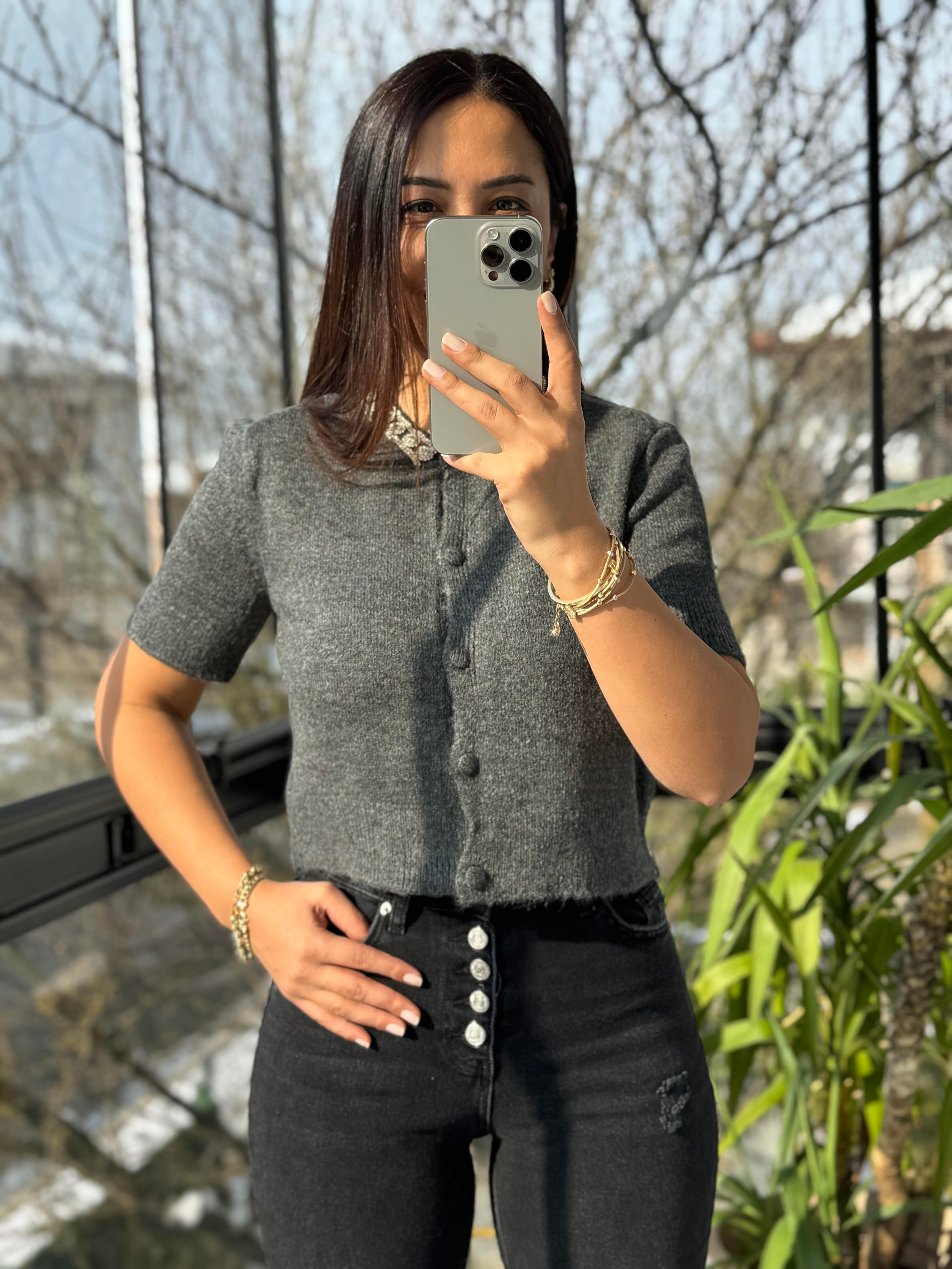 Yakası Taş Detaylı Triko Hırka Antrasit