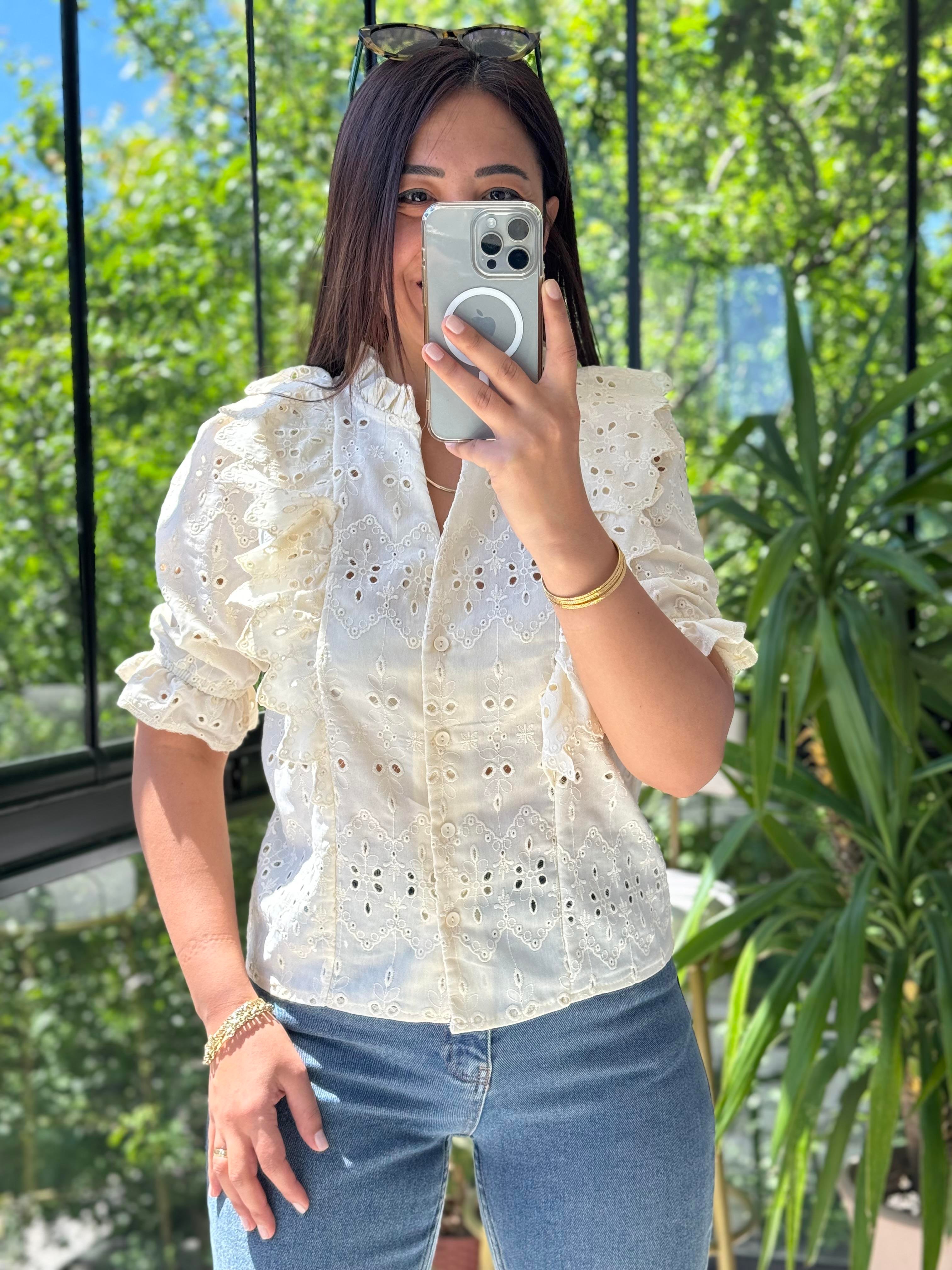 Yanları Fırfırlı Fisto Gömlek Bej