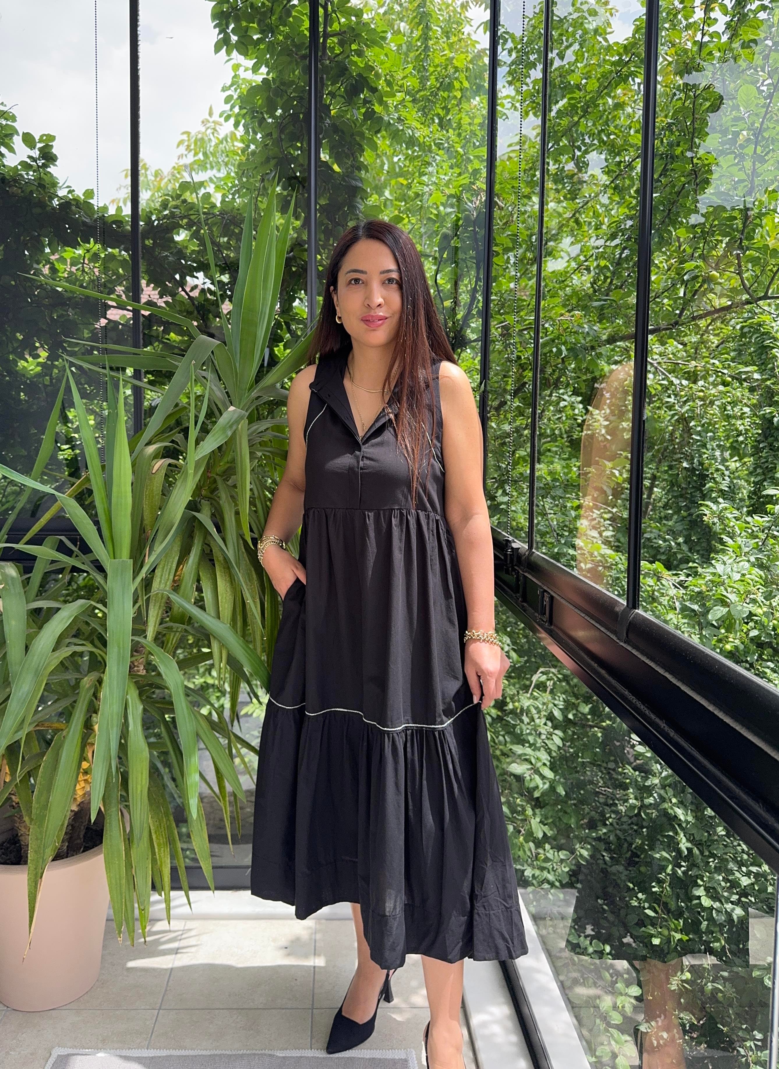 Zincir Detaylı Elbise Siyah