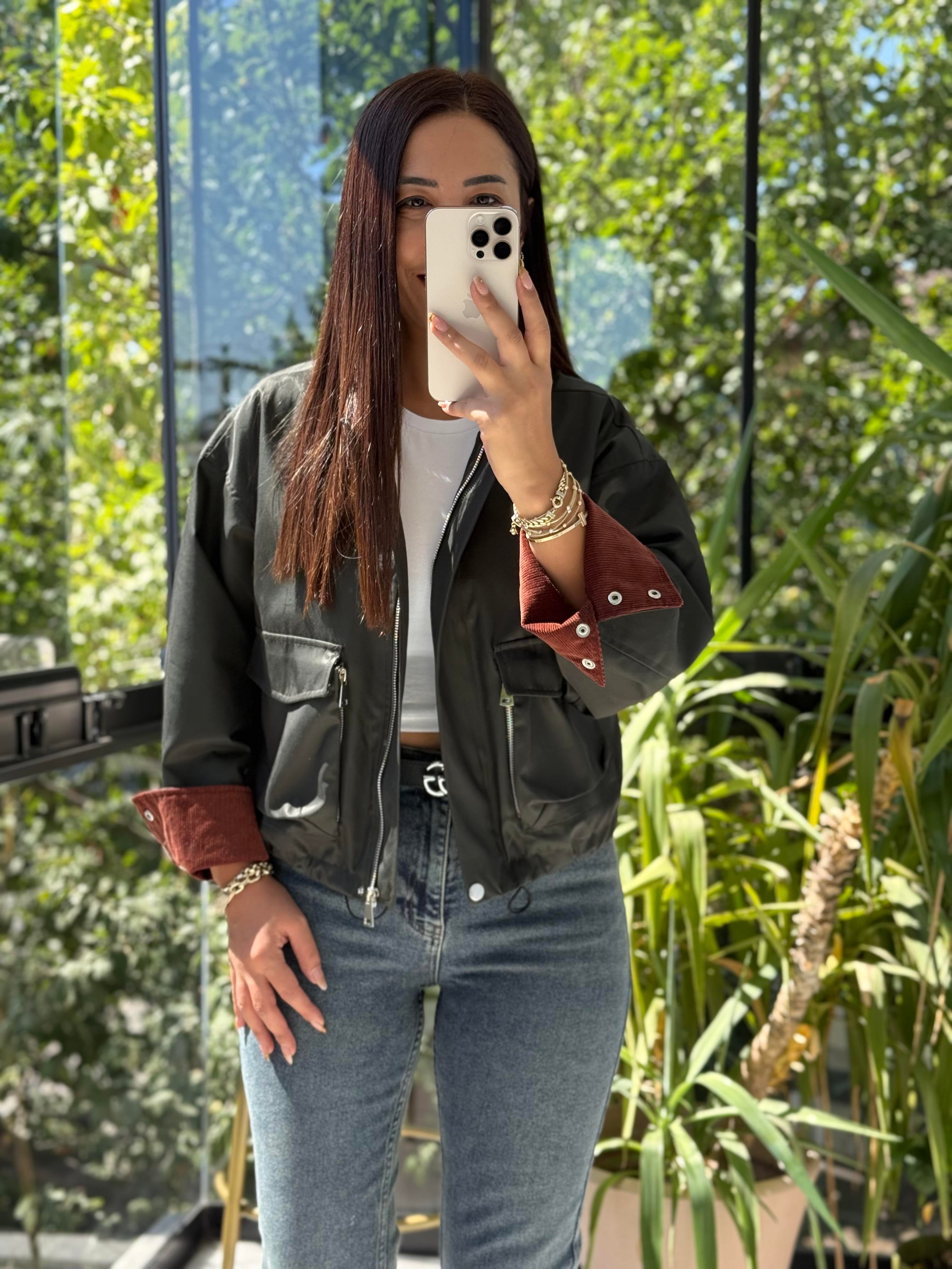 Zra Kol Uçları Detaylı Trenç Ceket