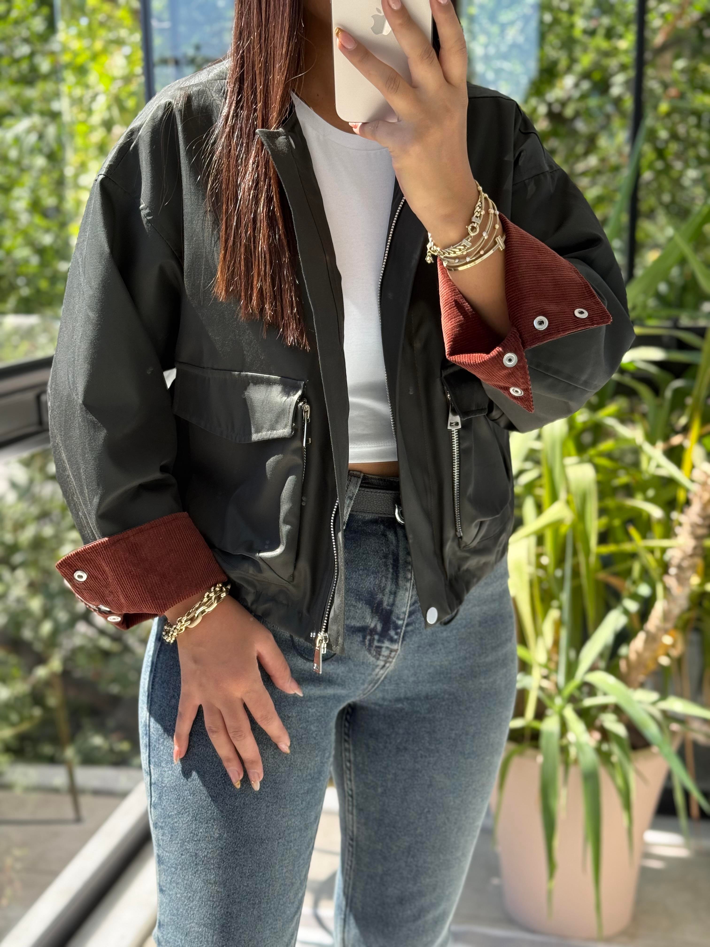 Zra Kol Uçları Detaylı Trenç Ceket