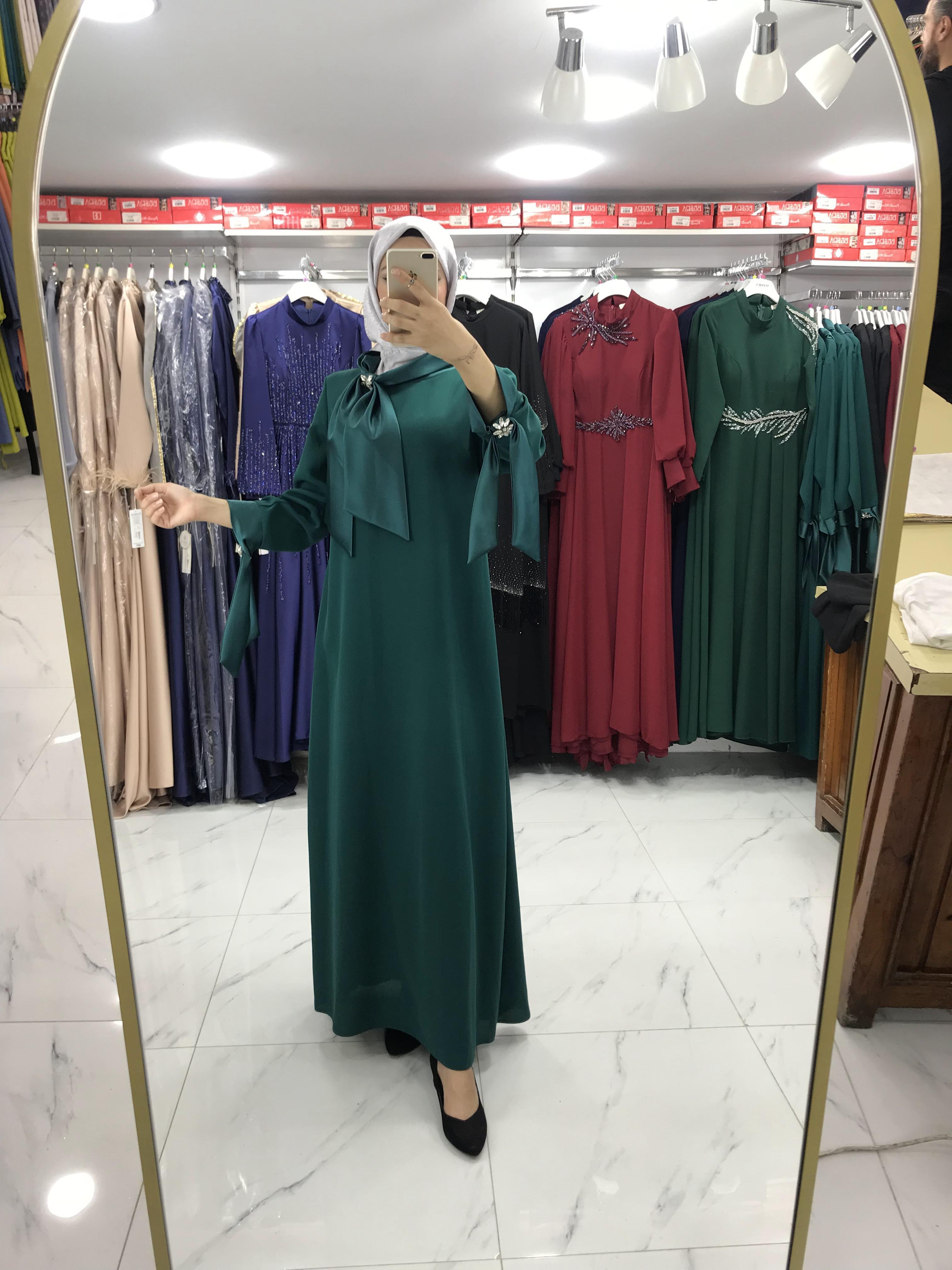 8100 Mısra Elbise Zümrüt