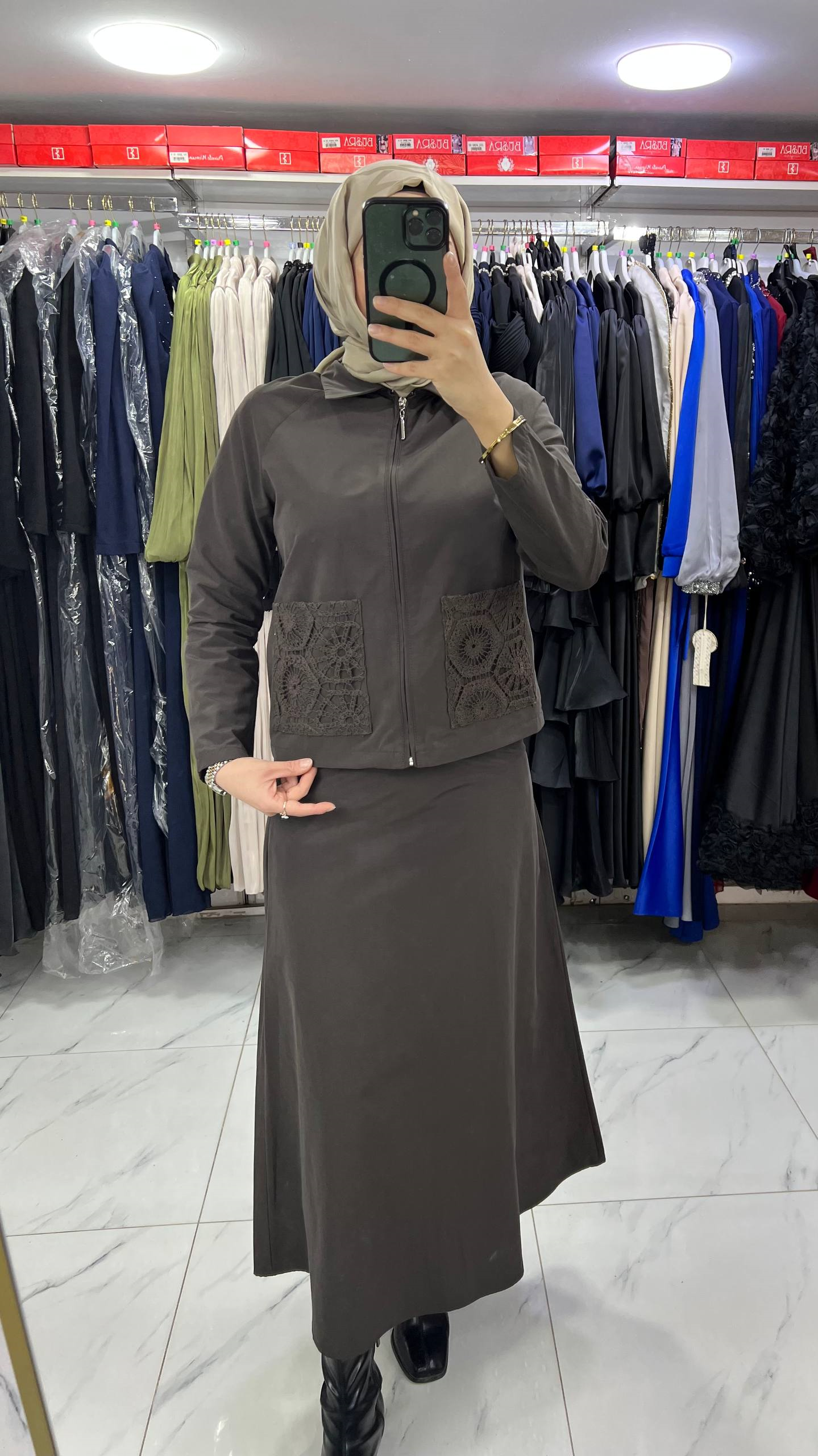 8209 Nihle Takım KAHVE