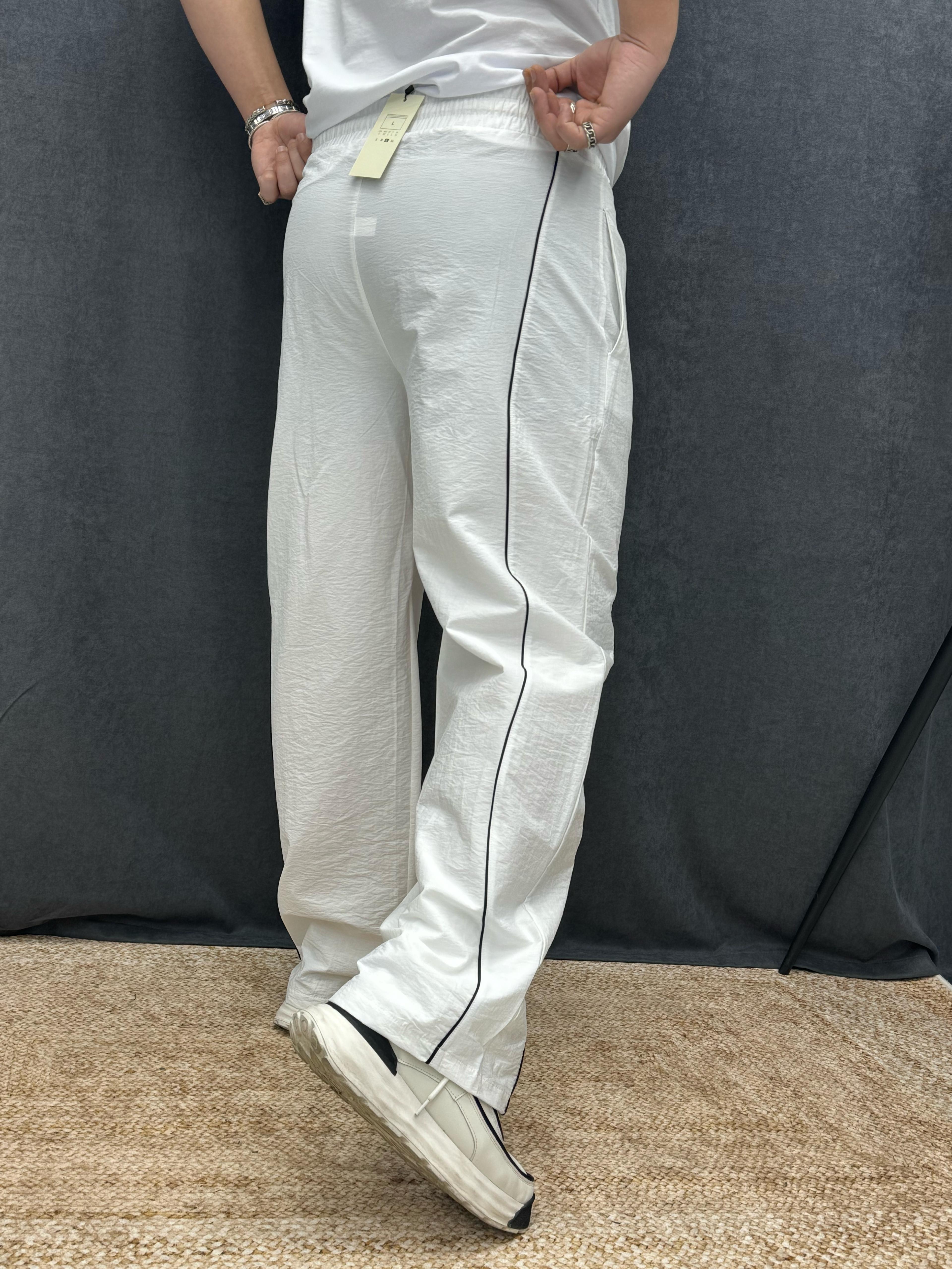 Baggy Paraşüt Biye Şerit Detaylı Pantolon Beyaz