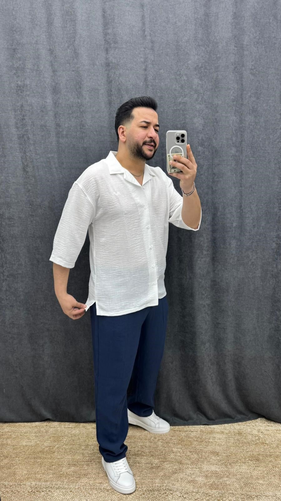 Fakir Kol Ruff Nakışlı Yırtmaçlı Oversize Gömlek Beyaz