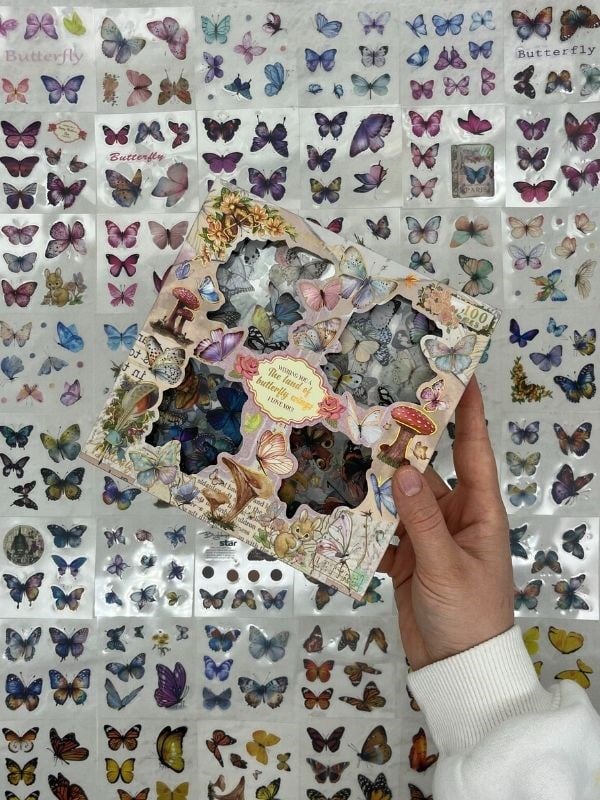  4 Bölmeli 100 Yaprak 600 Adet Özel Tasarım Retro Soft Renk Kelebekli  Sticker Set /Etiket / Çııkartma Su Geçirmez