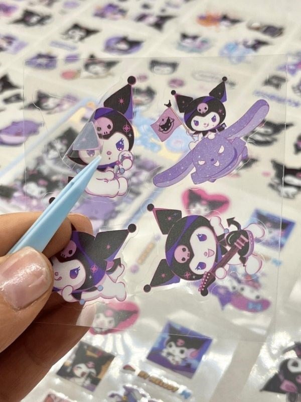  Sanrio Karakter Kuromi  25 Yaprak 140 Adet Pet Sticker Set Sarı Paket/Su Geçirmez/Etiket/Çıkartma/Bullet Journal
