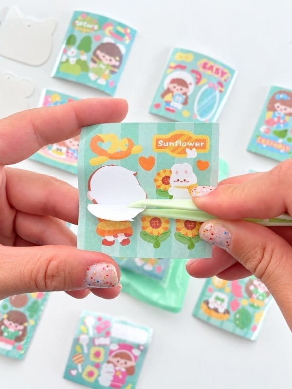 23 Parça Yeşil Paket Kendi Anahtarlığını Tasarla Seti – Şeffaf Anahtarlık Aparatı / Renkli Zincir / Sticker / Etiket / Cımbız / Spatula DIY Aktivite Seti