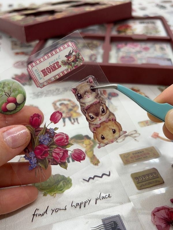 4 Bölmeli 100 Yaprak 457 Adet Özel Tasarım Retro Bordo Renk Nostaljik Sticker Set /Etiket /Çıkartma/Su Geçirmez