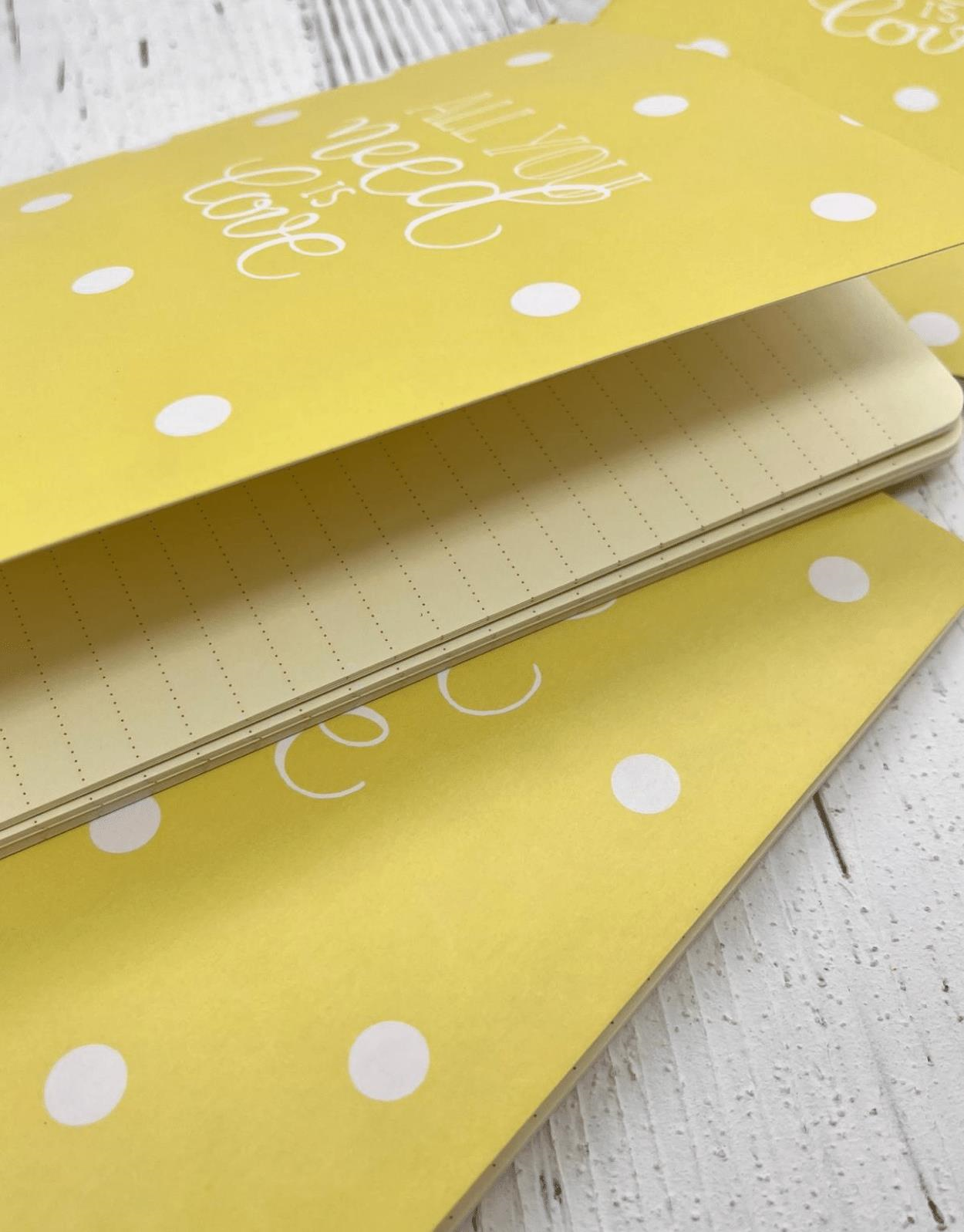 Çizgili Puantiyeli İçi ve Dışı Sarı Renk Defter 40 Yaprak