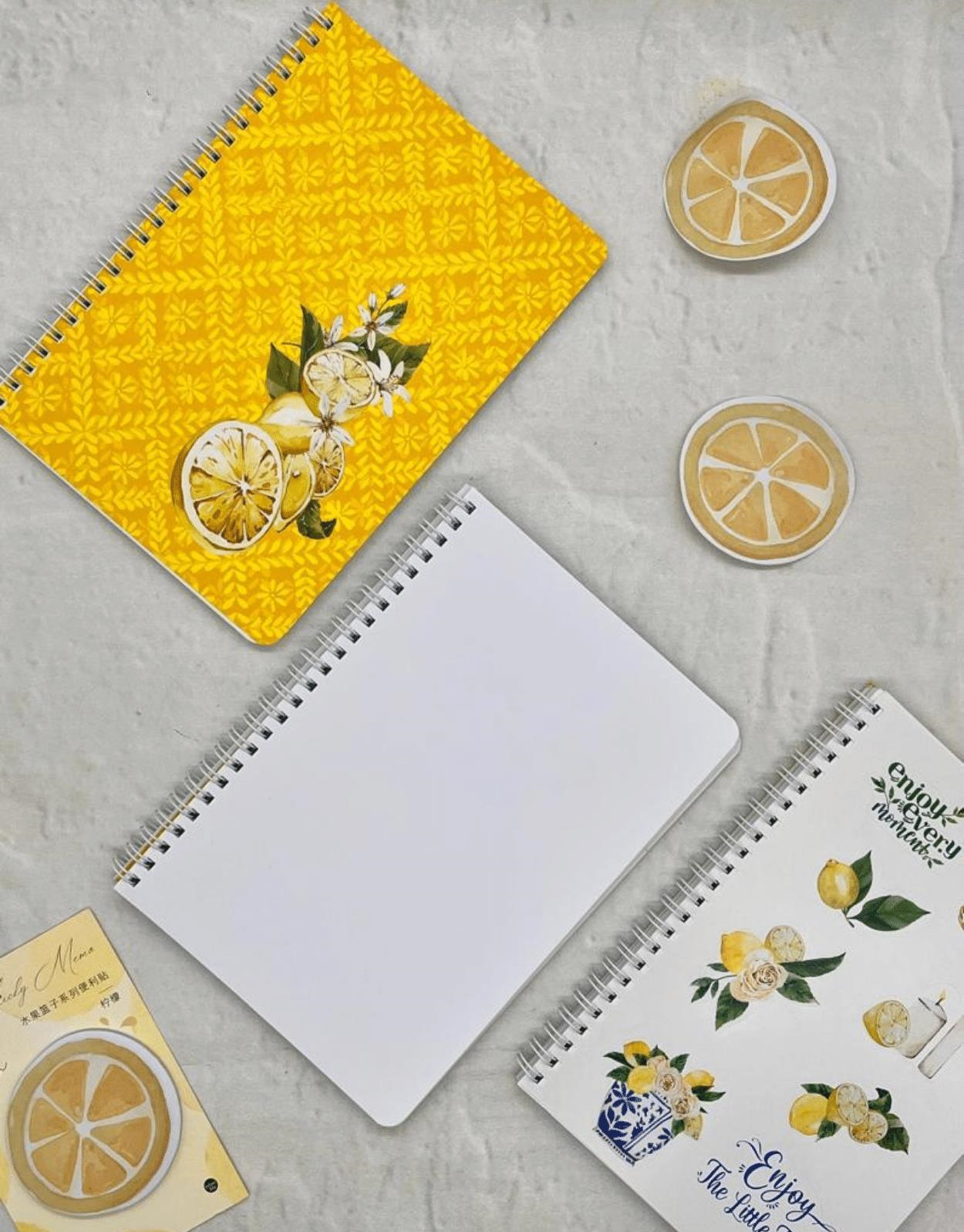 Çizgisiz Limon Çiçekli Spiralli Defter Tek Yaprak Stickerlı