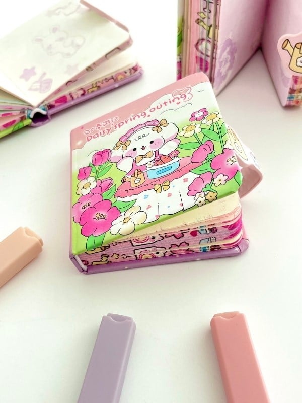 Daisy Spring Picnic Sert Kapaklı 130 Yaprak Renkli Mini Planlayıcı/Not Defteri/Mıknatıslı Ajanda