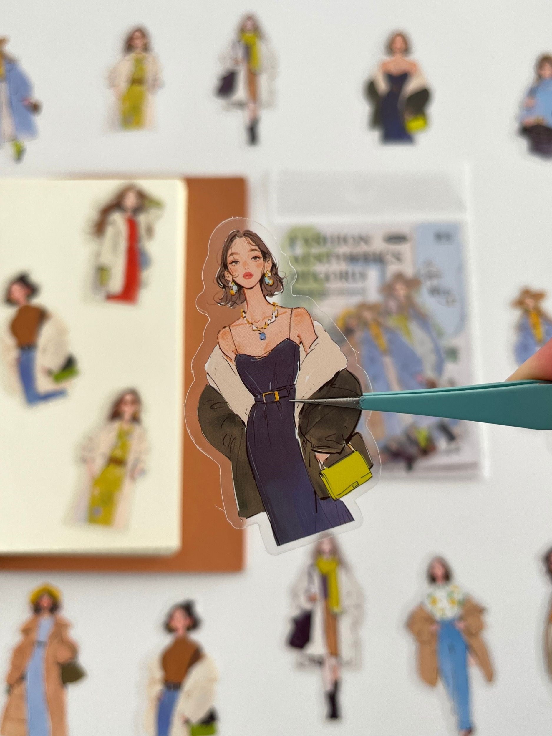 Female Lead With Aura Şehir Modası Temalı 20 Adet Dekoratif Sticker Seti/ Etiket/Çıkartma
