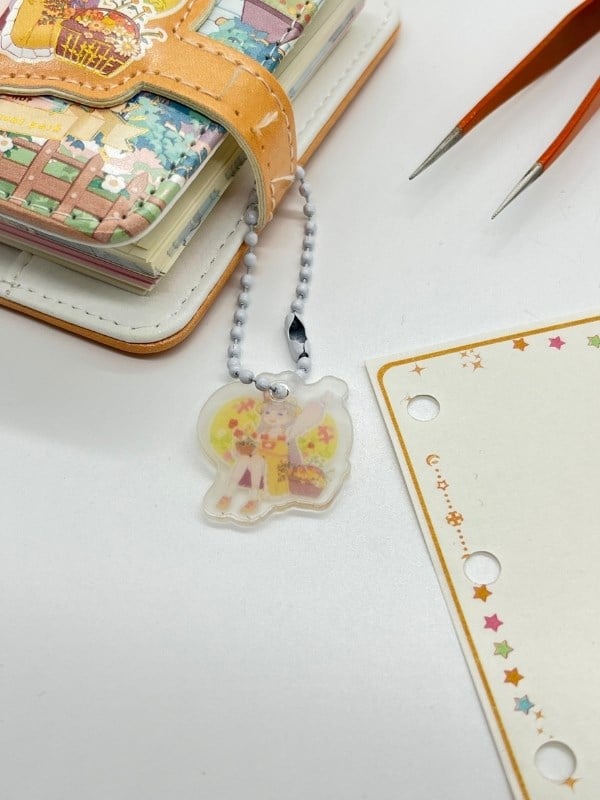 Flower Shop Çiçekçi Kız Temalı Charmlı Mini Planlayıcı Spiralli Defter/80 Yaprak/Mıknatıslı Ajanda
