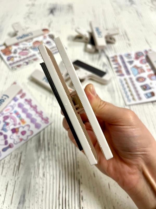Hello:) Beyaz Renk Çok Fonksiyonlu Mıknatıslı Klips/Fotoğraf Mandalı/Kıskaç Ataş/Kitap Ayracı