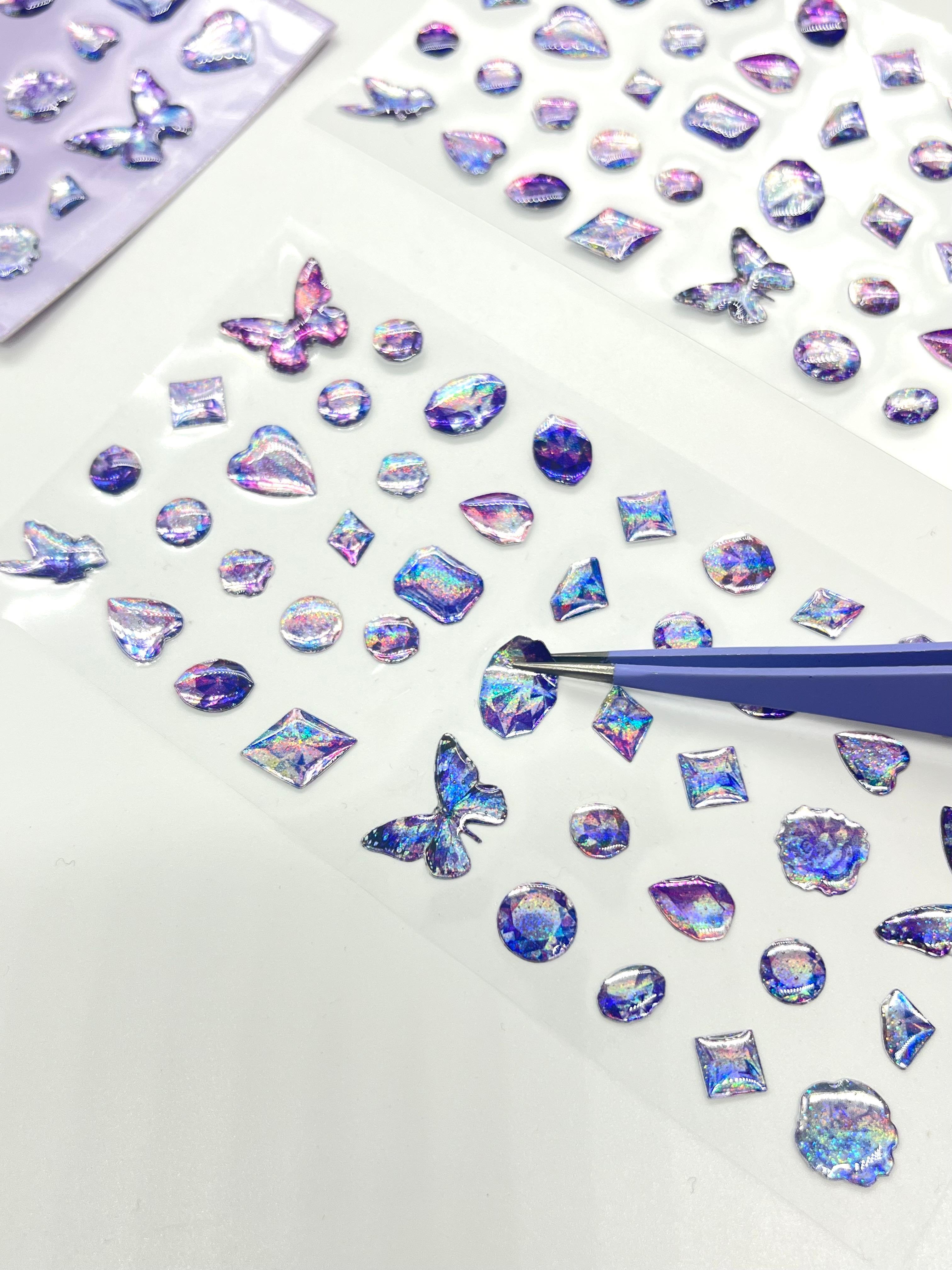 Holografik Kelebek ve Değerli Taş Mor Paket Tek Yaprak 42 Adet Taş Sticker Seti/Etiket/Çıkartma