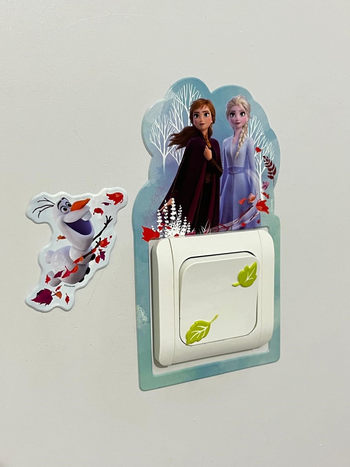 Karlar Ülkesi Prensesleri  Lamba Süsleme Büyük Boy Mavi Sticker  /Oda süslemesi / Duvar stickerı /Etiket