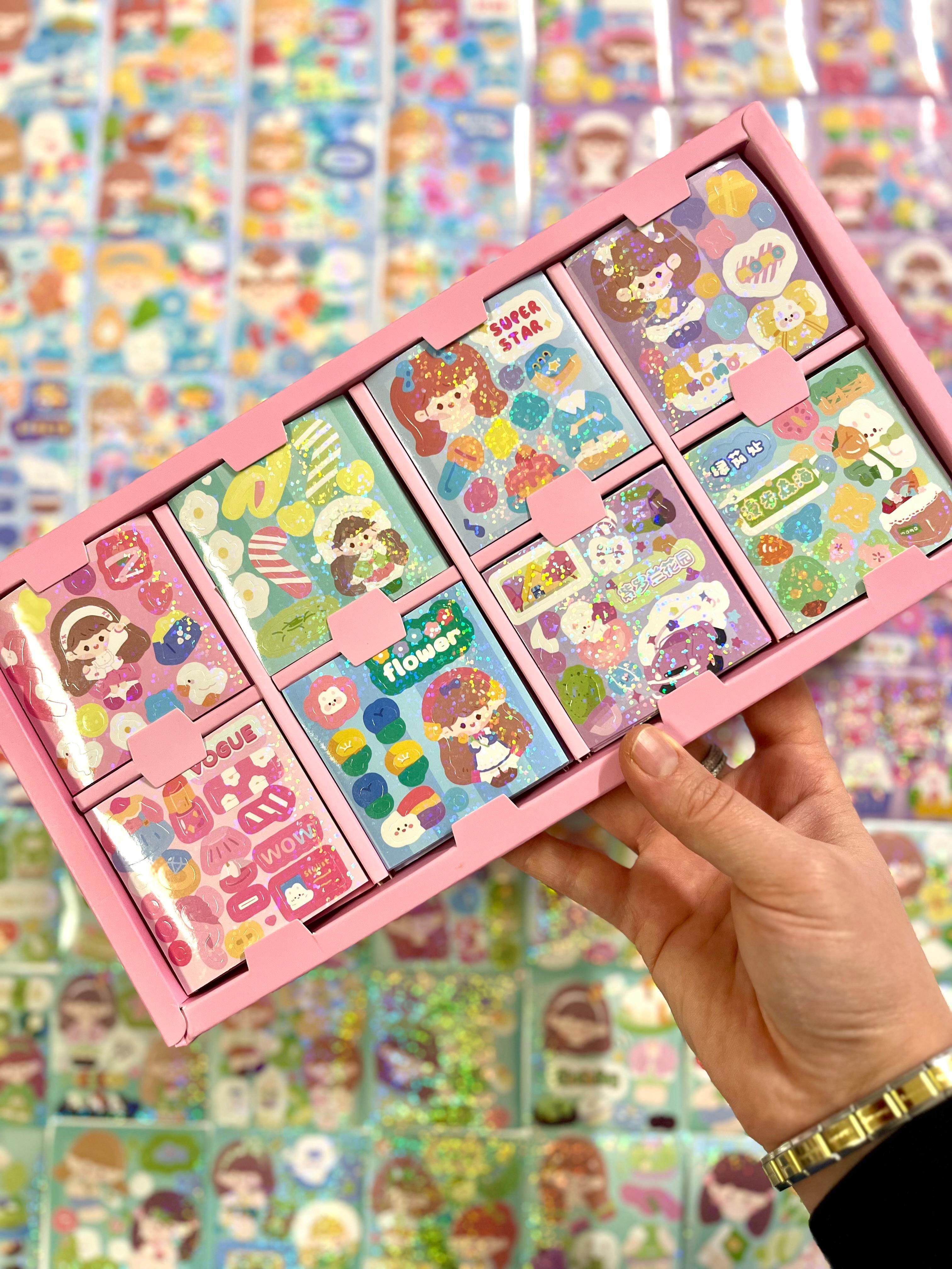 Kawaii Holografik Parıltı Kız Dünyası 8 Bölüm 200 Yaprak 1831 Adet Kutu Sticker Set/Etiket/Çıkartma