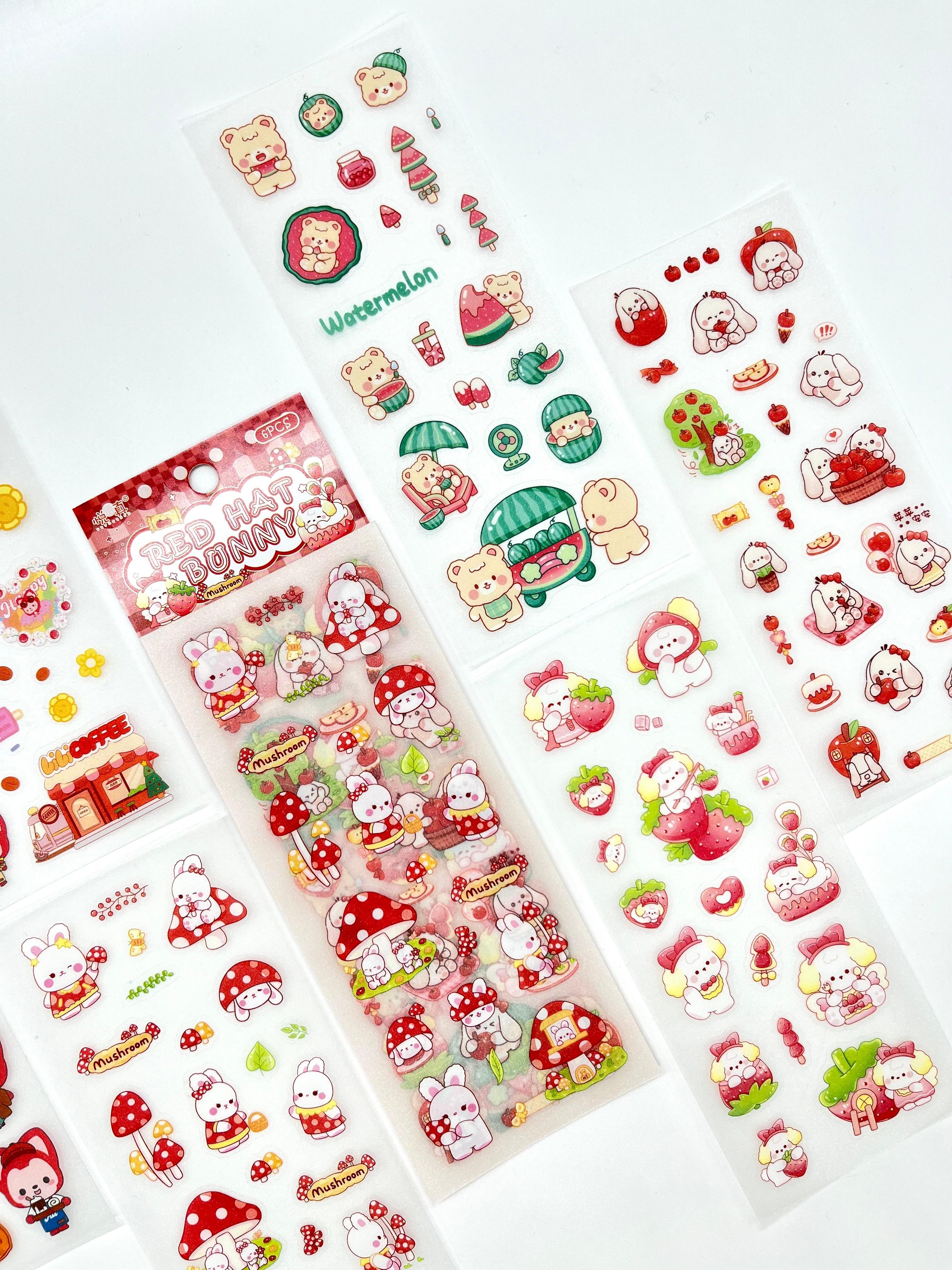 Kawaii Kırmızı Meyveler ve Sevimli Hayvanlar Temalı 6 Yaprak 130 Adet Sticker Seti /Etiket/Çıkartma