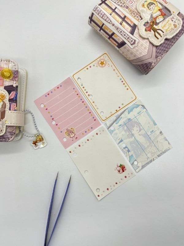 Kawaii Örgü Ören Kız ve Kedi Temalı Charmlı Mini Planlayıcı Spiralli Defter/80 Yaprak/Ajanda