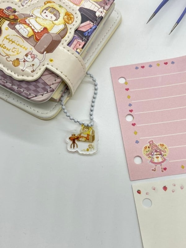 Kawaii Örgü Ören Kız ve Kedi Temalı Charmlı Mini Planlayıcı Spiralli Defter/80 Yaprak/Ajanda