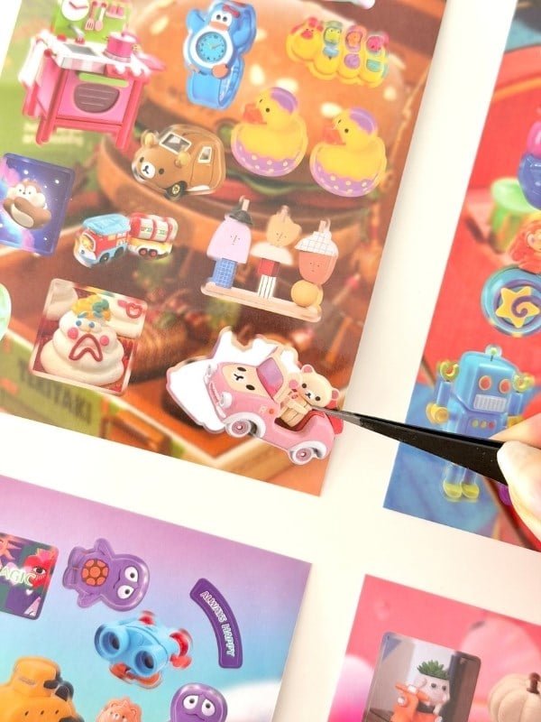 Kawaii Toy Game World Oyuncaklar Sarı Paket 20 Yaprak 354 Adet Sticker Defteri/Etiket/Çıkartma