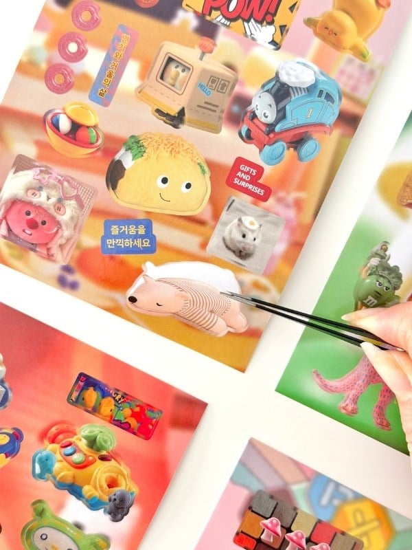 Kawaii Toy Game World Oyuncaklar Sarı Paket 20 Yaprak 354 Adet Sticker Defteri/Etiket/Çıkartma