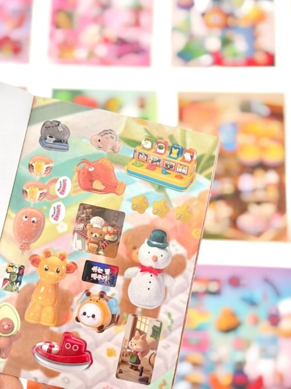 Kawaii Toy Game World Oyuncaklar Sarı Paket 20 Yaprak 354 Adet Sticker Defteri/Etiket/Çıkartma