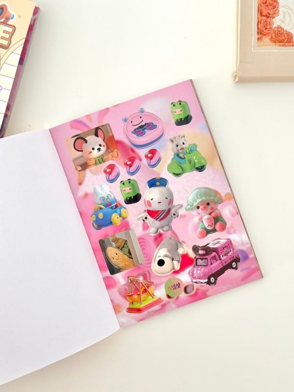 Kawaii Toy Game World Oyuncaklar Sarı Paket 20 Yaprak 354 Adet Sticker Defteri/Etiket/Çıkartma