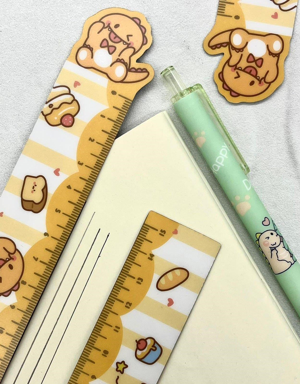 Kawaii Turuncu Dinozor Desenli Mıknatıslı Kitap Ayracı ve Cetvel / Yer İmi