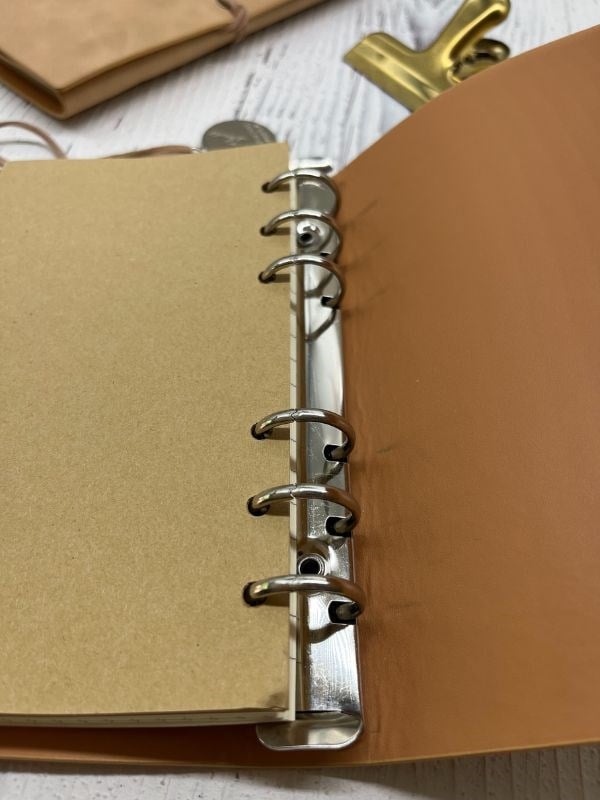 Keep On Going Binderli Deri Kapak Depolama Dosyalı Krem Renk Özel Tasarım Ajanda/Notebook/Klasörlü Defter