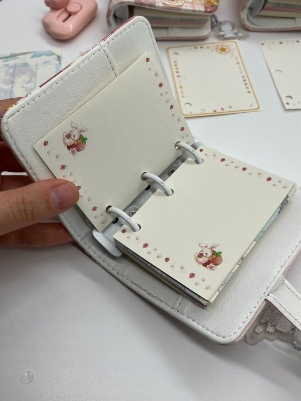 Lovely Kitchen Sevimli Kız Temalı Charmlı Mini Planlayıcı Spiralli Defter/80 Yaprak/Mıknatıslı Ajanda