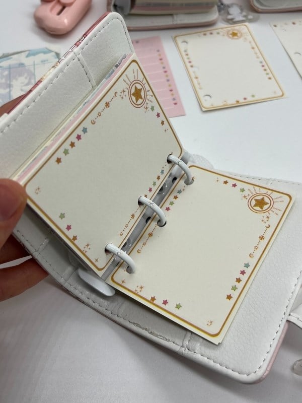 Lovely Kitchen Sevimli Kız Temalı Charmlı Mini Planlayıcı Spiralli Defter/80 Yaprak/Mıknatıslı Ajanda