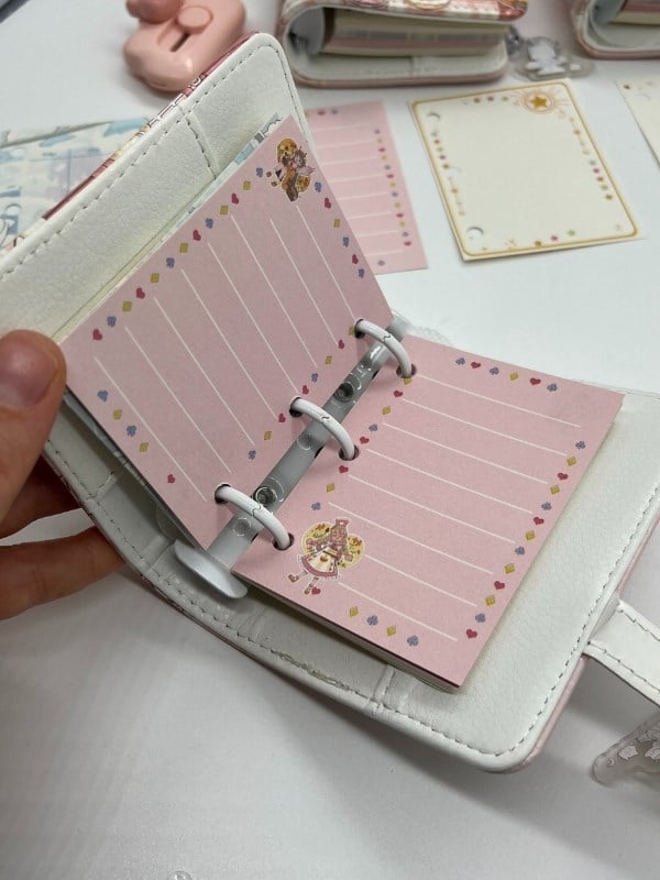 Lovely Kitchen Sevimli Kız Temalı Charmlı Mini Planlayıcı Spiralli Defter/80 Yaprak/Mıknatıslı Ajanda