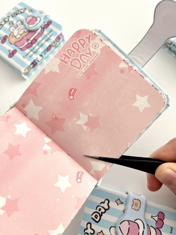 Lucky Day Tavşan Pastalı Sert Kapaklı 130 Yaprak Renkli Mini Planlayıcı/Not Defteri/Mıknatıslı Ajanda