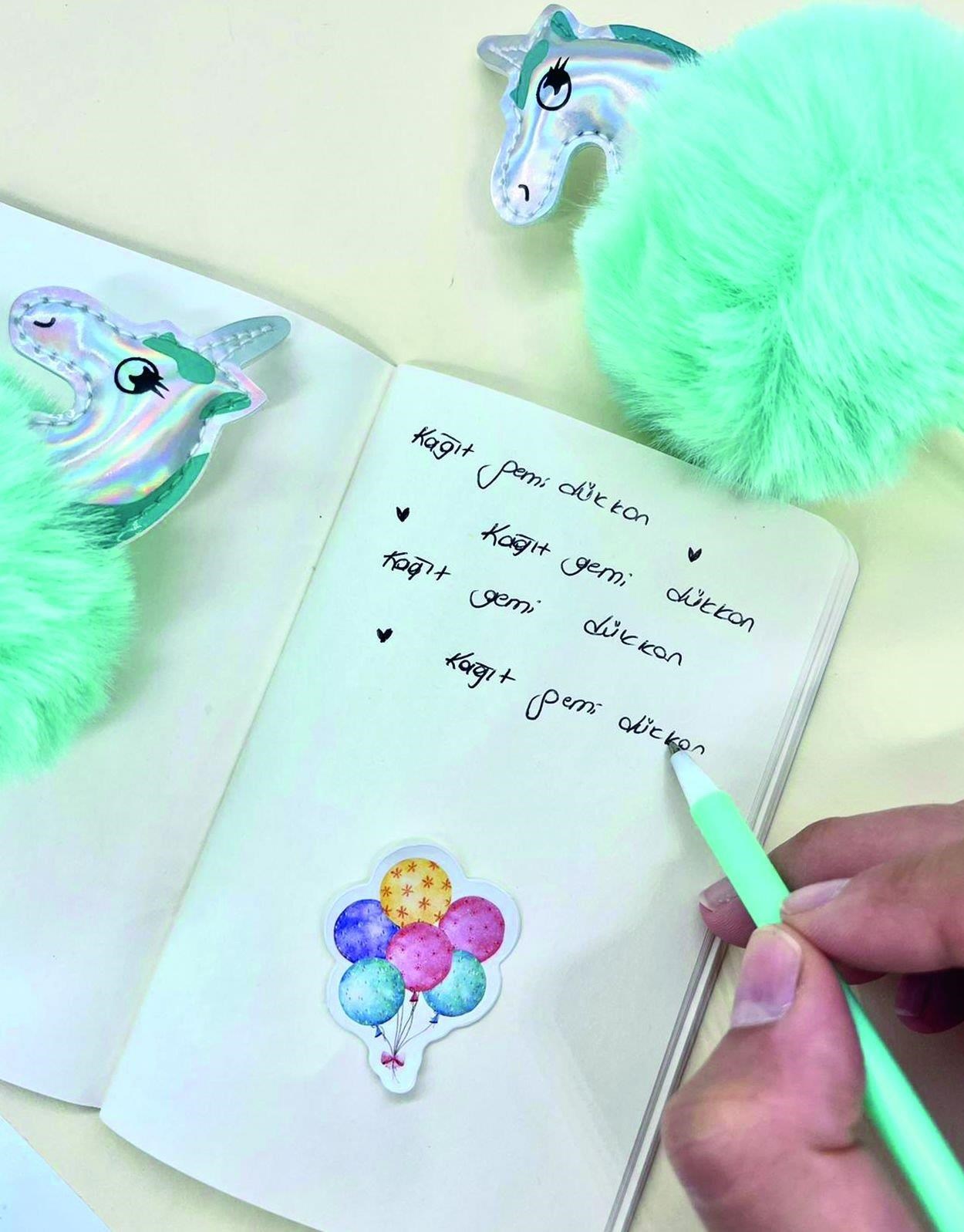 Mavi Unicorn Kalem