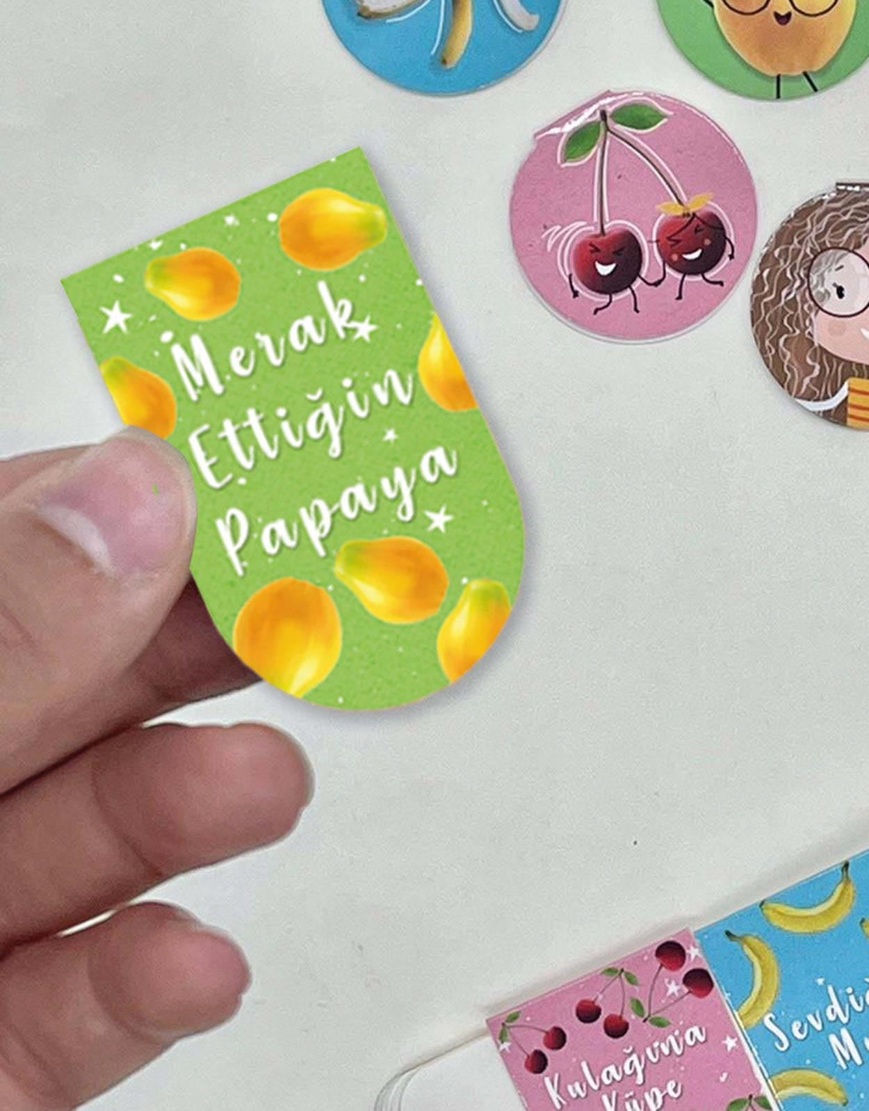 Merak Ettiğin Papaya Mıknatıslı Kitap Ayracı