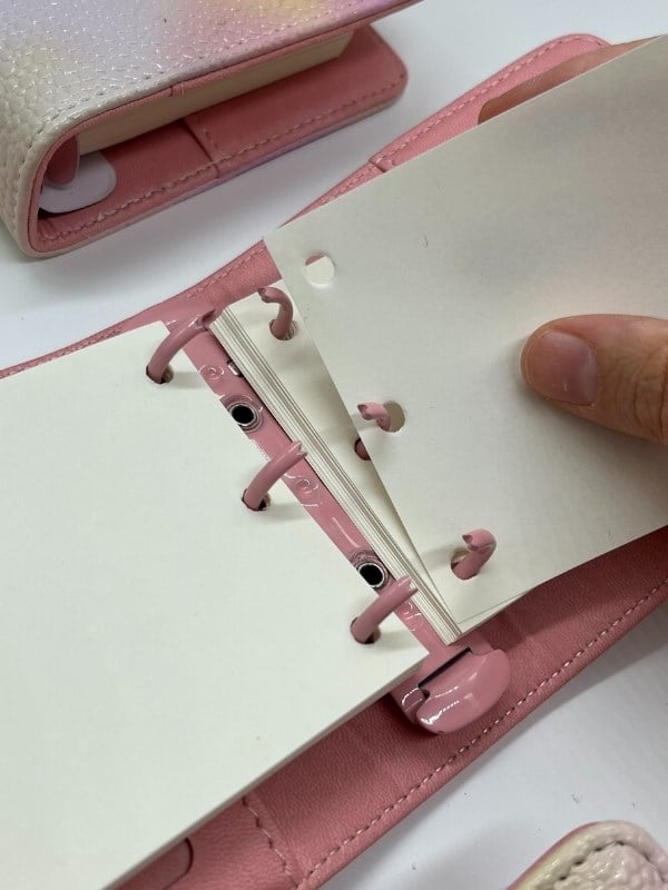 Mini Boy Sarı Pembe Tonları Mıknatıslı PU Deri Kapaklı Sürdürülebilir Ajanda/ Planner/ Binder Defter 80 Yaprak (Çizgisiz, Değiştirilebilir Sayfa)