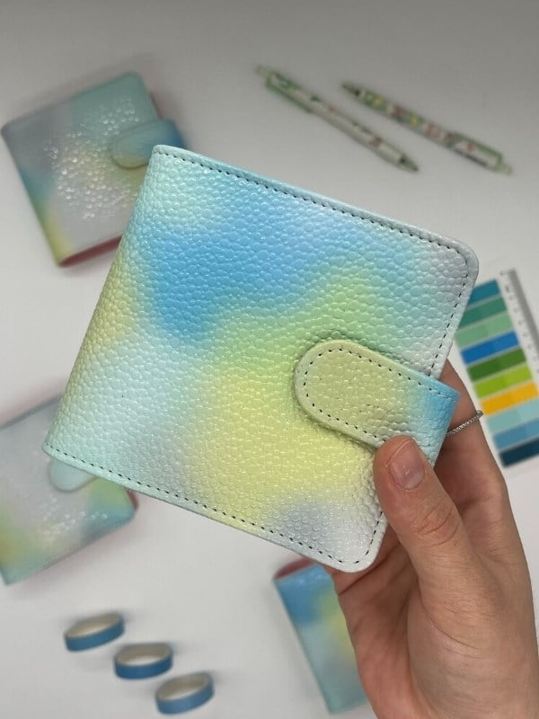 Mini Boy Sarı Yeşil Tonları Mıknatıslı PU Deri Kapaklı Sürdürülebilir Ajanda/ Planner/ Binder Defter 80 Yaprak (Çizgisiz, Değiştirilebilir Sayfa)