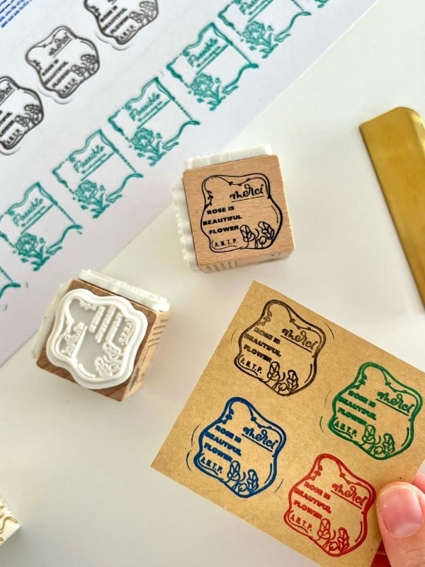 Misty Garden 3 Farklı Vintage Çiçek ve Etiket Temalı Ahşap Küp Mühür/Kaşe/Stamp/Seal