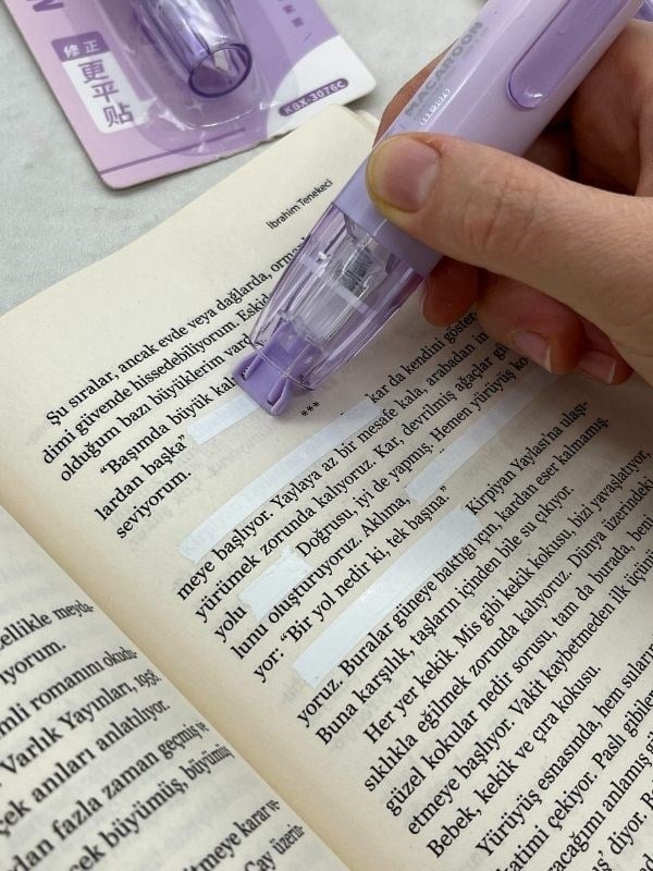 Mor Kalem Görünümlü Klikli Daksil/ Düzeltme Şeridi/Düzeltme Bandı/Tipeks/Tipex