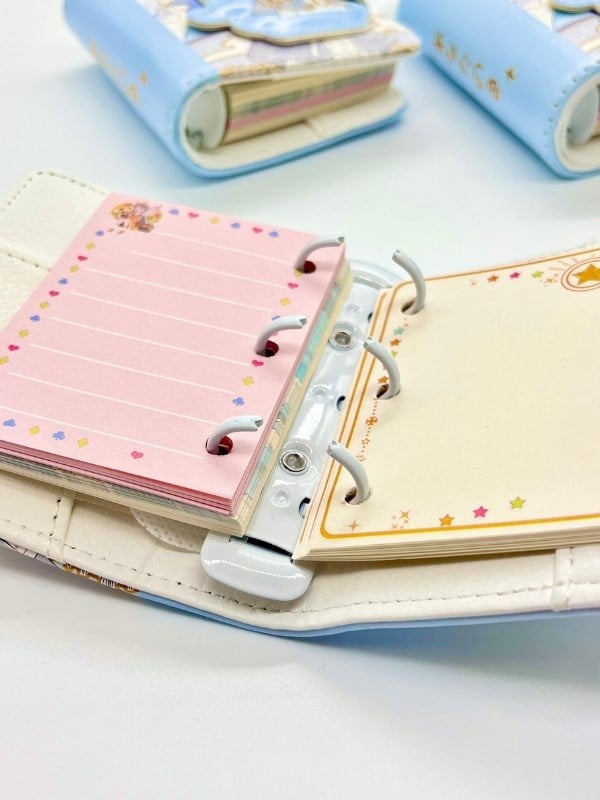 Pastel Mavi Anime Kız Temalı Charmlı Mini Planlayıcı Spiralli Defter/80 Yaprak/Mıknatıslı Ajanda
