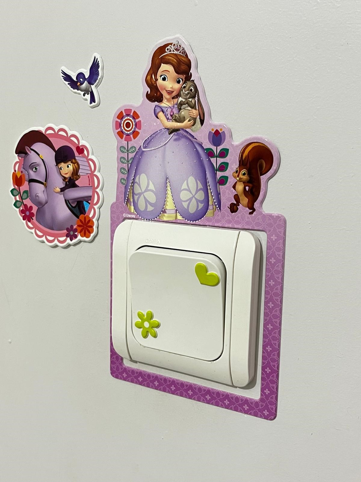 Prensesli Lamba Süsleme Büyük Boy Mor Sticker  /Oda süslemesi / Duvar stickerı /Etiket