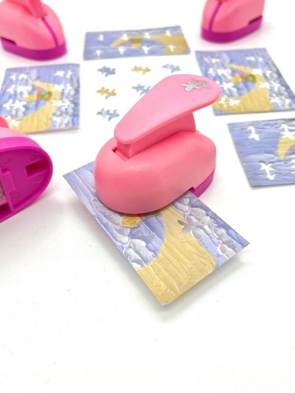 Saplı Çiçek Desenli Orta Boy Pembe Renk Delgeç Scrapbook Şekil Kesici Punch